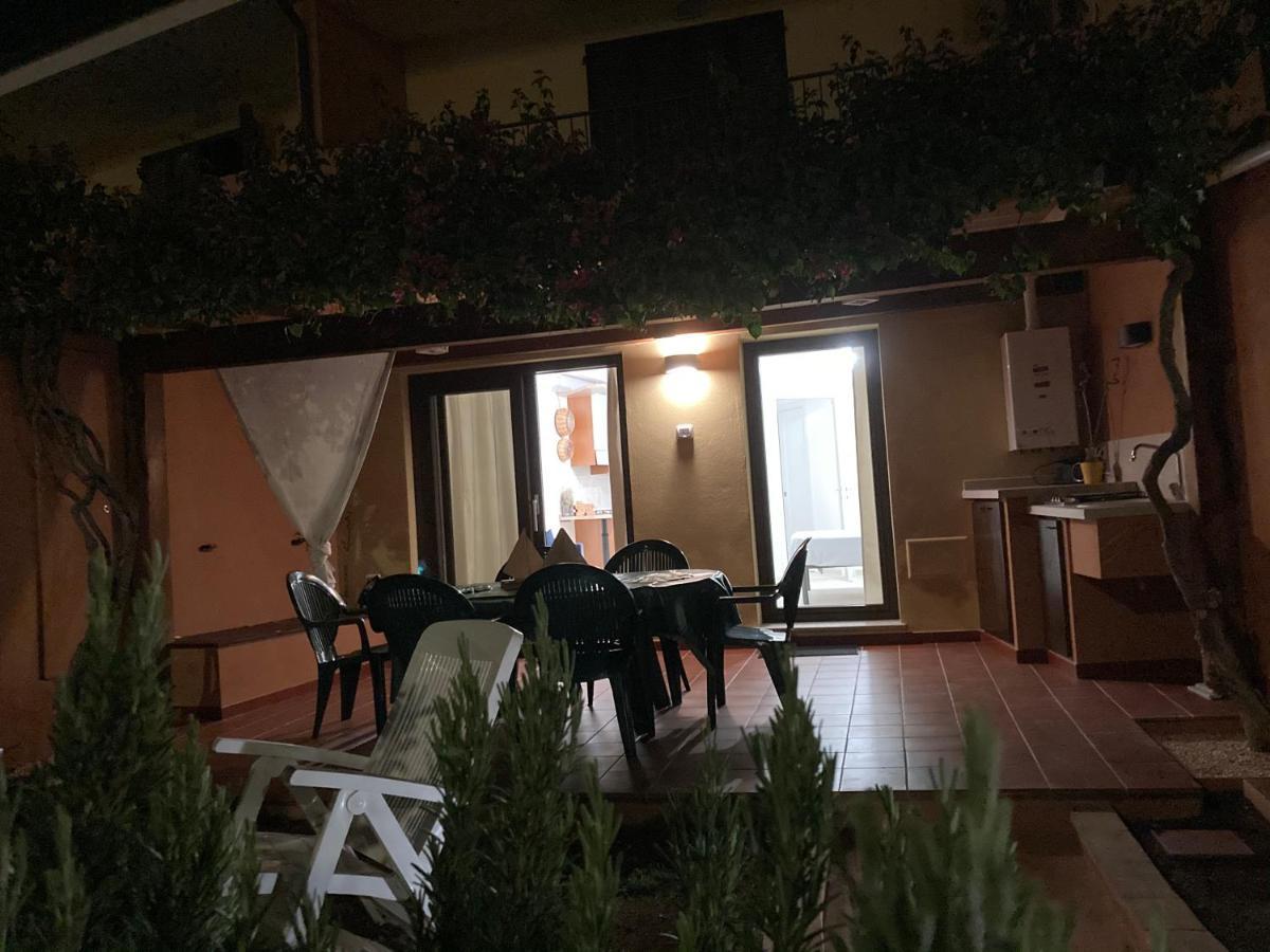Bilocale Con Giardino Olbia Mare Apartment Ngoại thất bức ảnh
